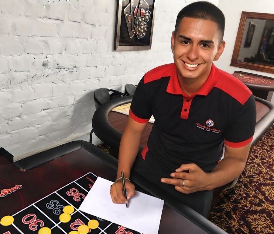 Dealer de Casino Capacitándose
